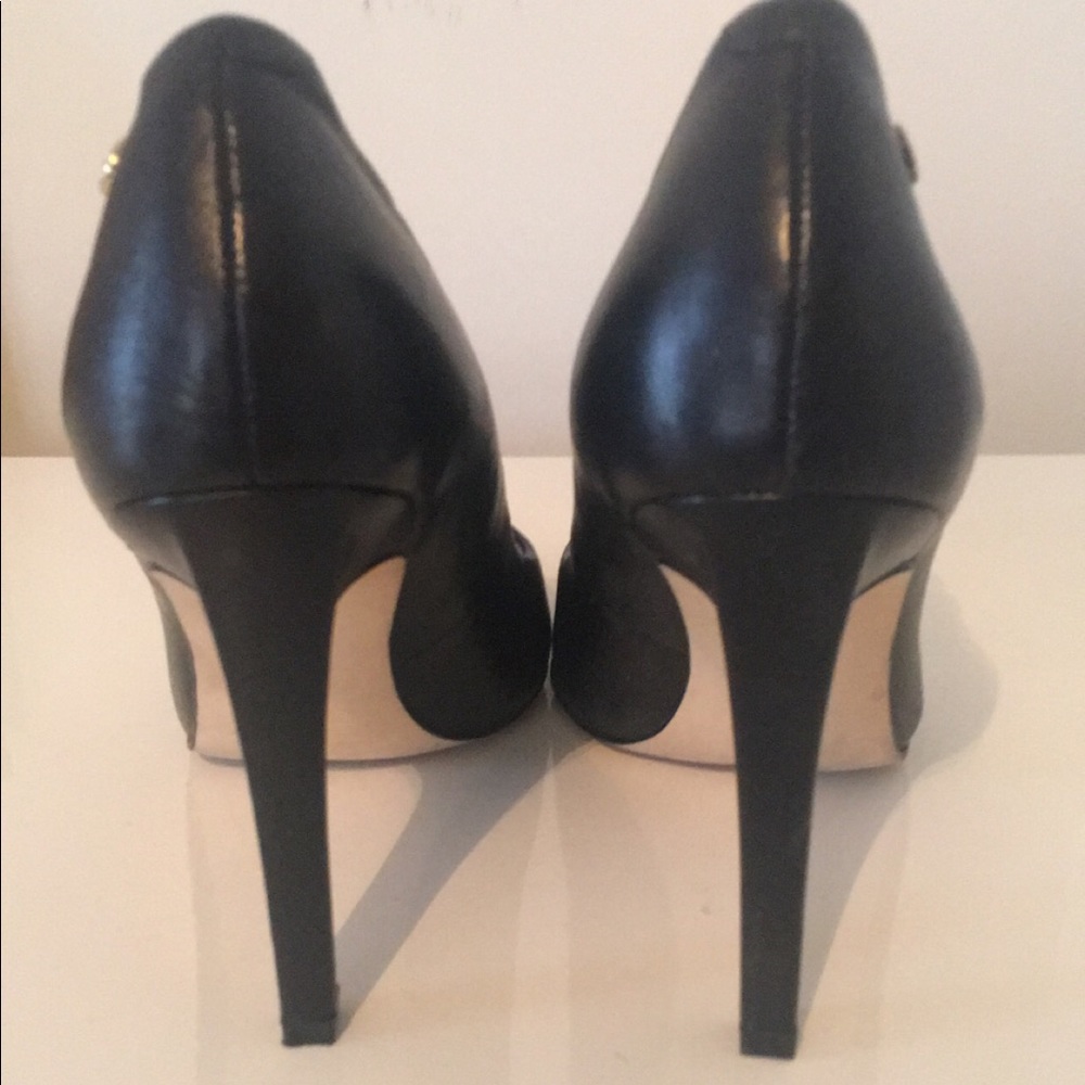Calvin Klein pumps